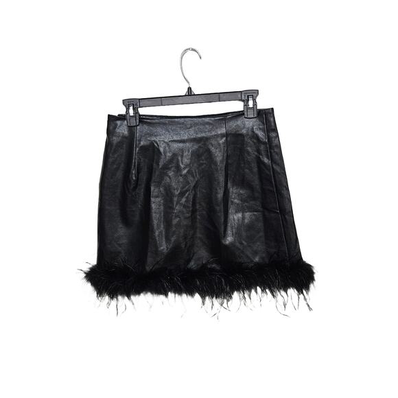 Le Lis Dresses & Skirts - Le Lis Faux Leather Mini Skirt with Feather Trim Size Medium